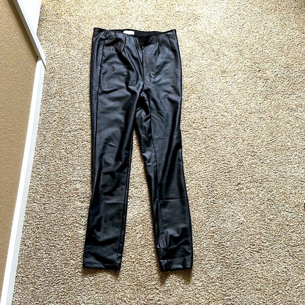Faux leather leggings